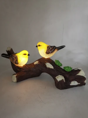 Atacado novo design de estátua de pássaro pássaros de resina decorações de jardim com luzes led solares para pátio quintal decoração de arte ornamentos de gramado